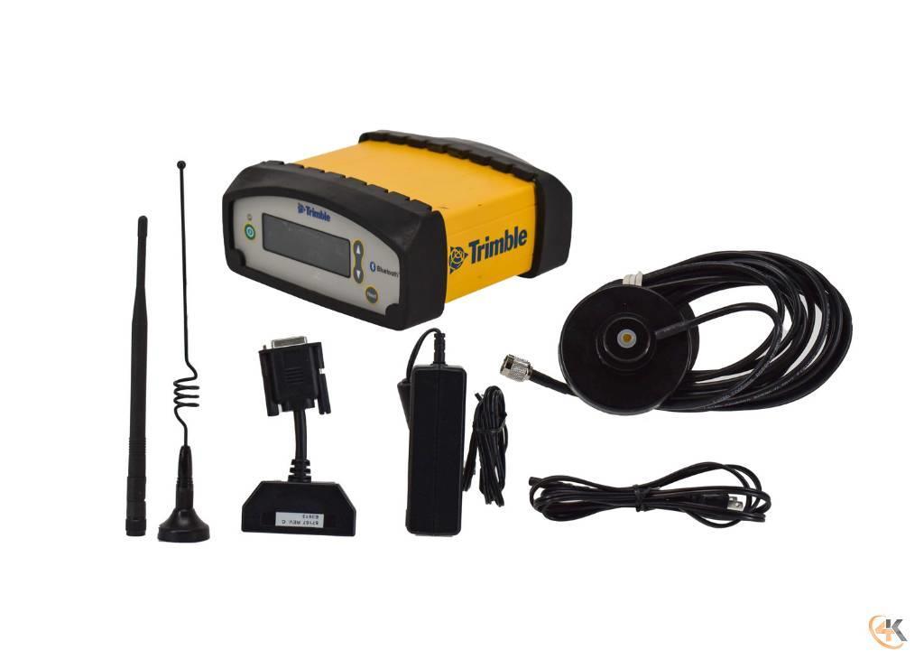 Trimble SNB900 GPS Radio Repeater w/ Internal 900MHz Radio Inne akcesoria