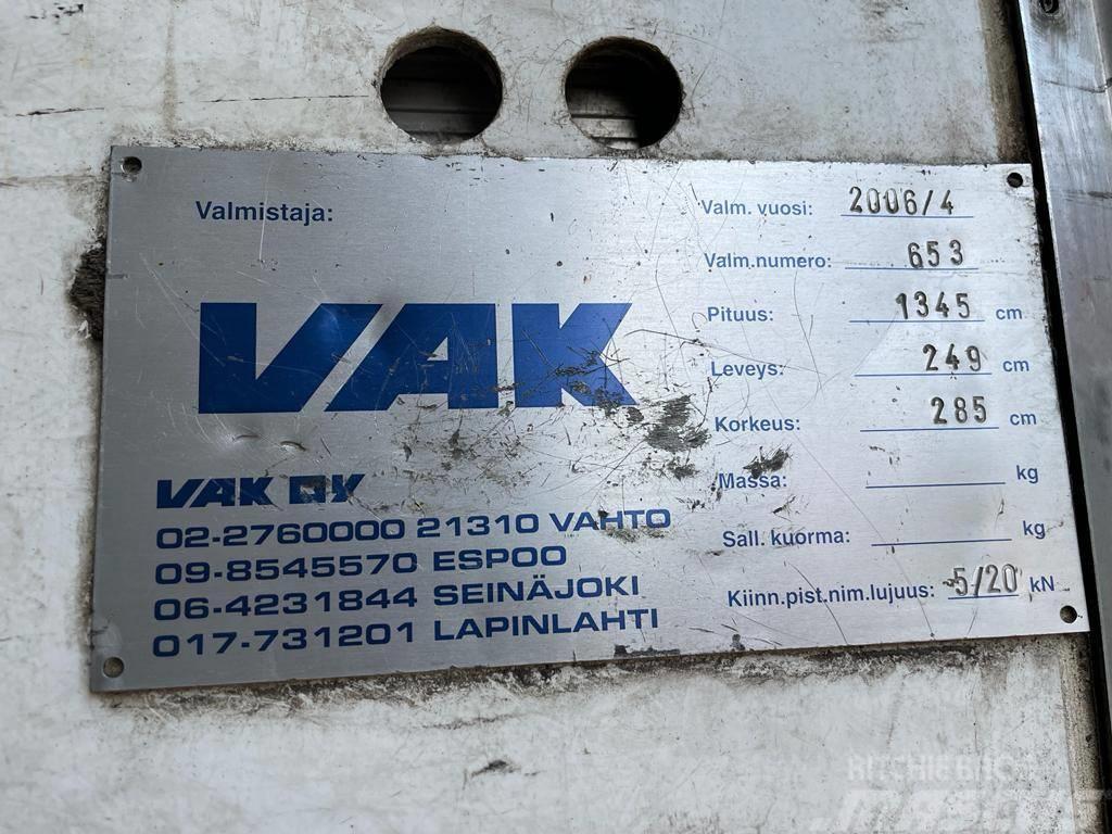 VAK VAK V-5-40 Przyczepy ze skrzynią zamkniętą