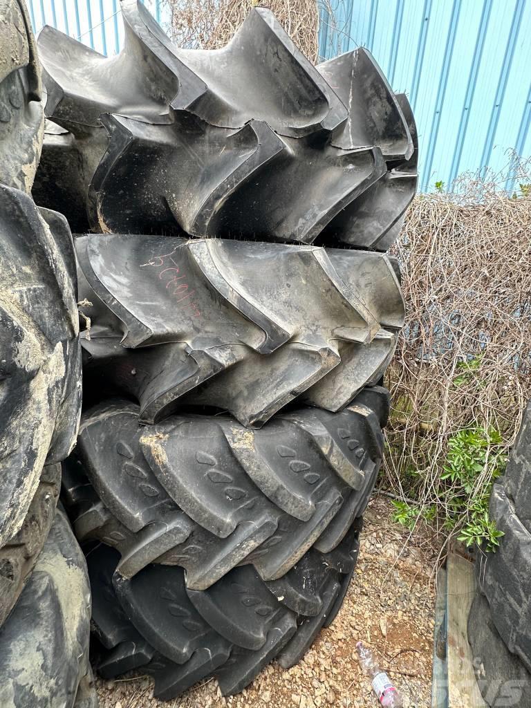 Pirelli 23.1/26 Harvester Tyres Opony, koła i felgi