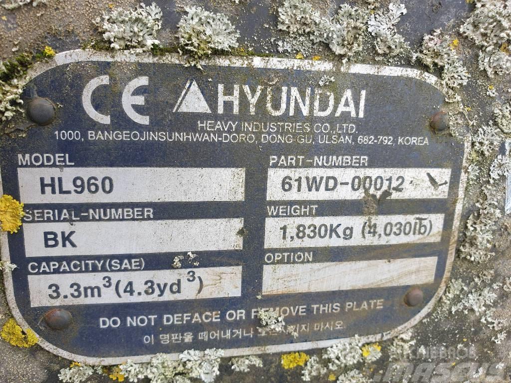 Hyundai Loader Bukect HL960, Volvo QC Łyżki do ładowarek