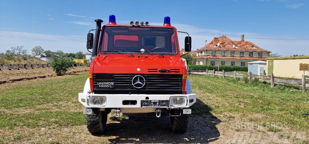 Mercedes-Benz Unimog U1300L Turbo Feuerwehr Samochody ratownicze pomocy drogowej