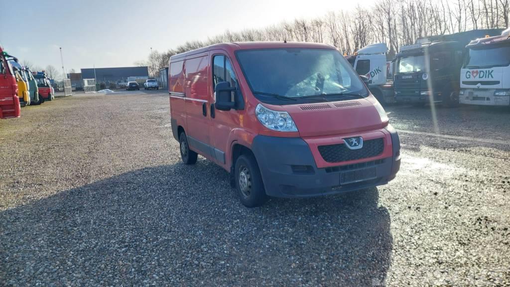 Peugeot Boxer 330 2,2 HDi Busy / Vany