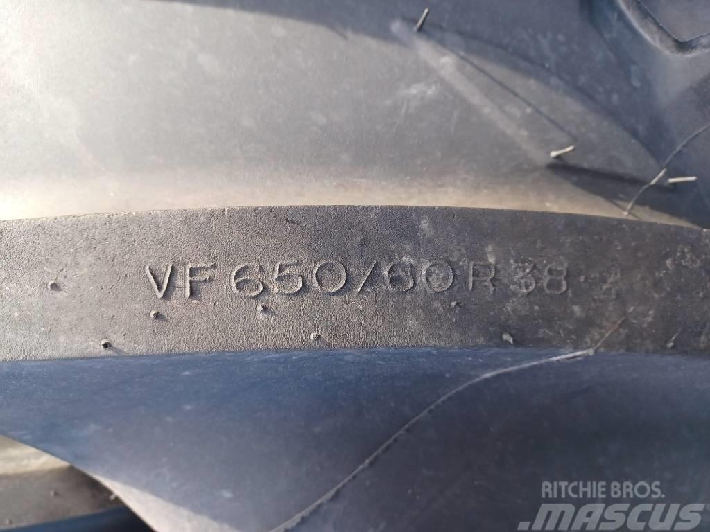 Michelin Xeobib VF520/60R28+VF650/60R38 renkaat vanteineen Opony, koła i felgi