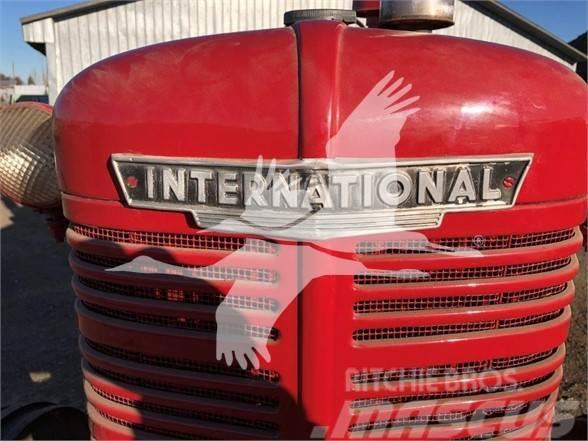 International W4 Ciągniki rolnicze