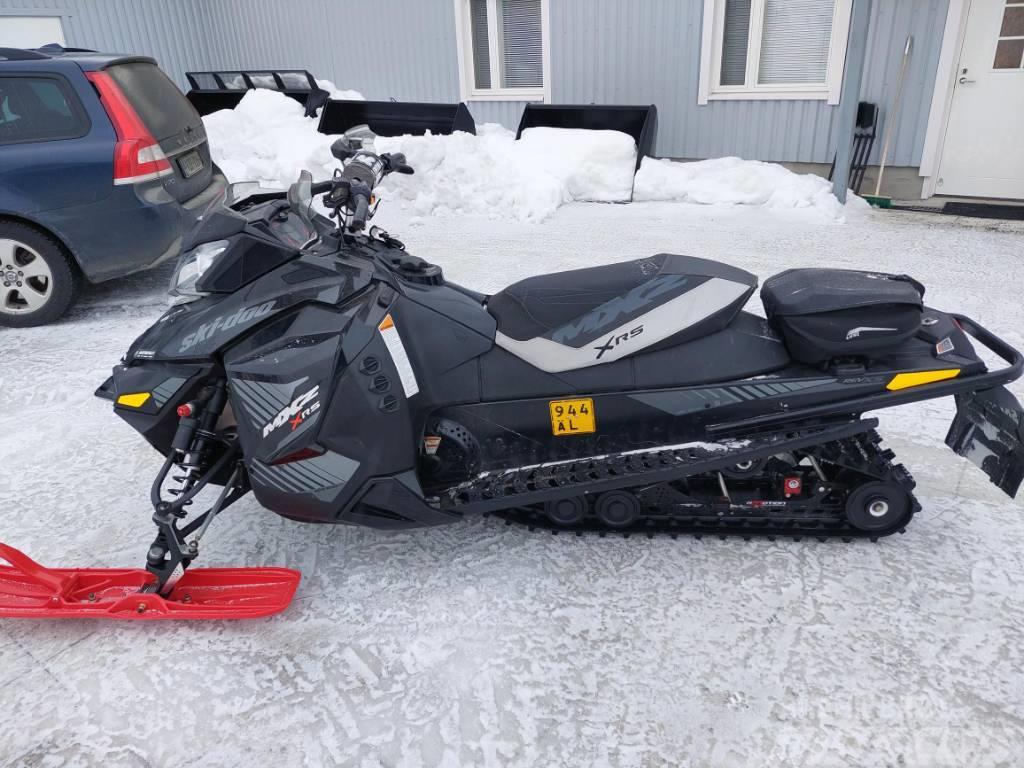 Ski-doo mxz 600 xrs Skutery śnieżne