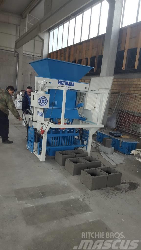 Metalika Concrete block making machine Beton-maszyny do przerobu kamienia