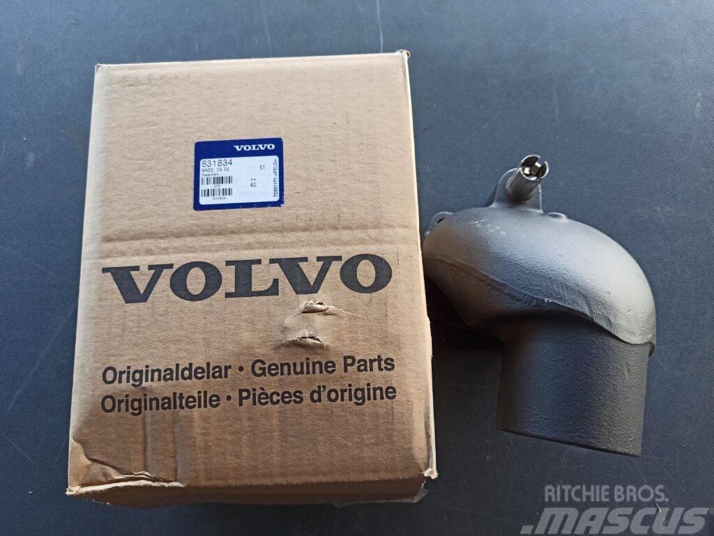Volvo EXHAUST PIPE 831834 Silniki