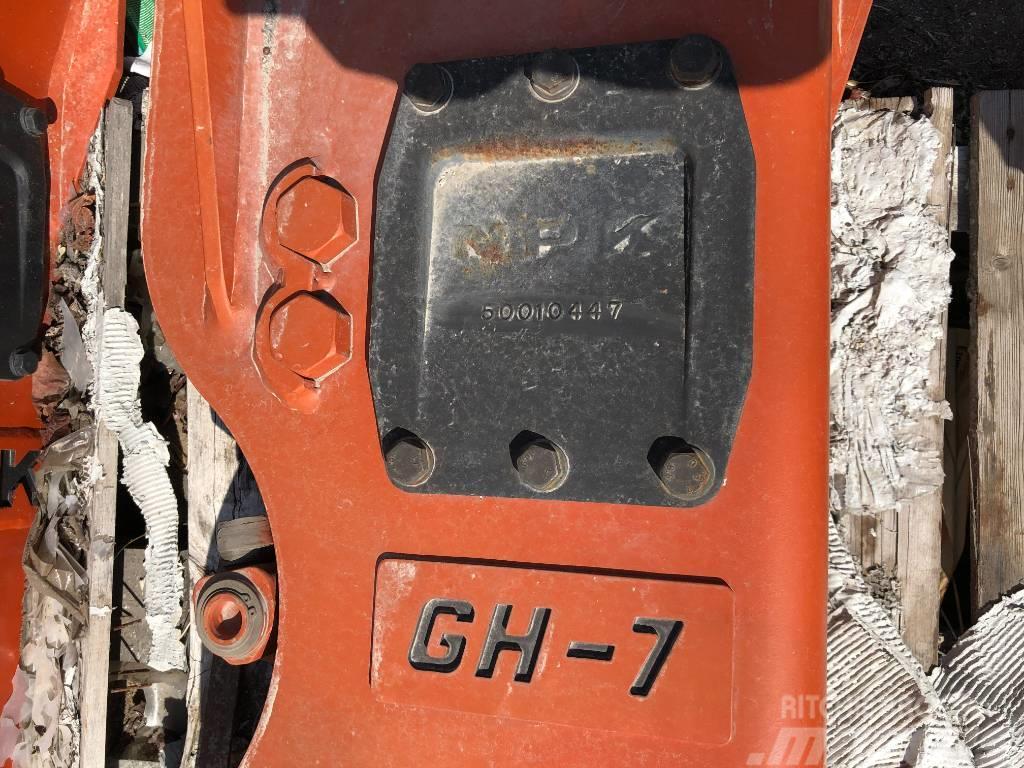 NPK GH 7 Młoty hydrauliczne