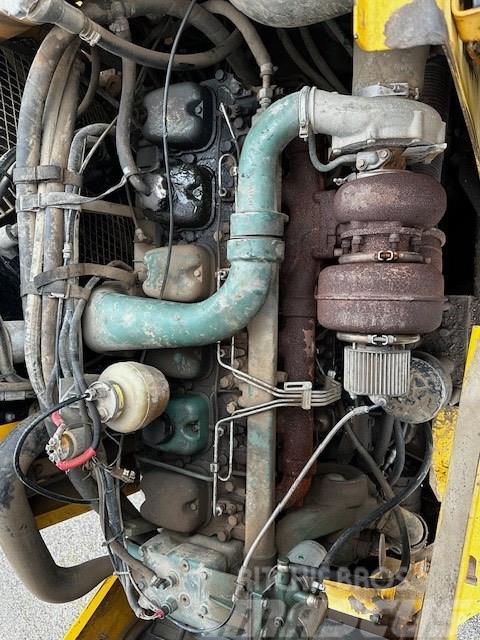 Volvo A 35 C PARSTS/CZĘŚCI  ENGINE TD 122 Silniki