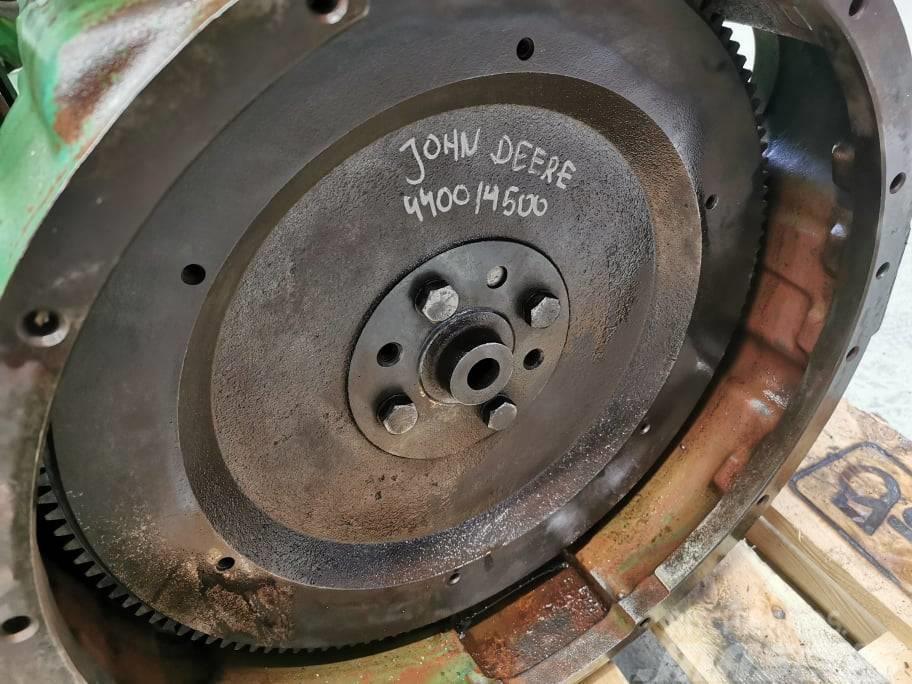 John Deere 4400 {J.D 4039TF}  flywheel Silniki