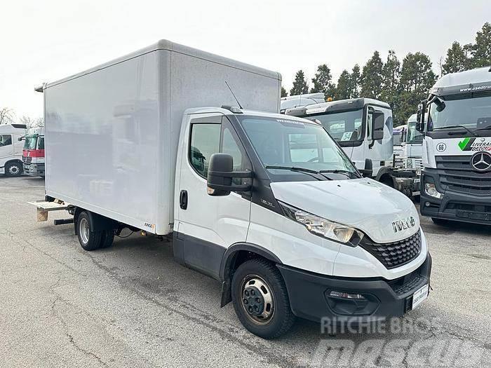 Iveco 35C16 Busy / Vany
