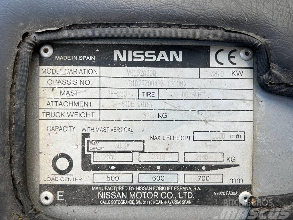 Nissan DX 30 Wózki Diesla