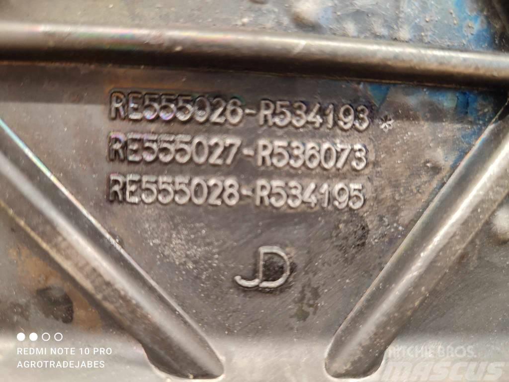 John Deere 6155R (R534105)  valve cover Silniki