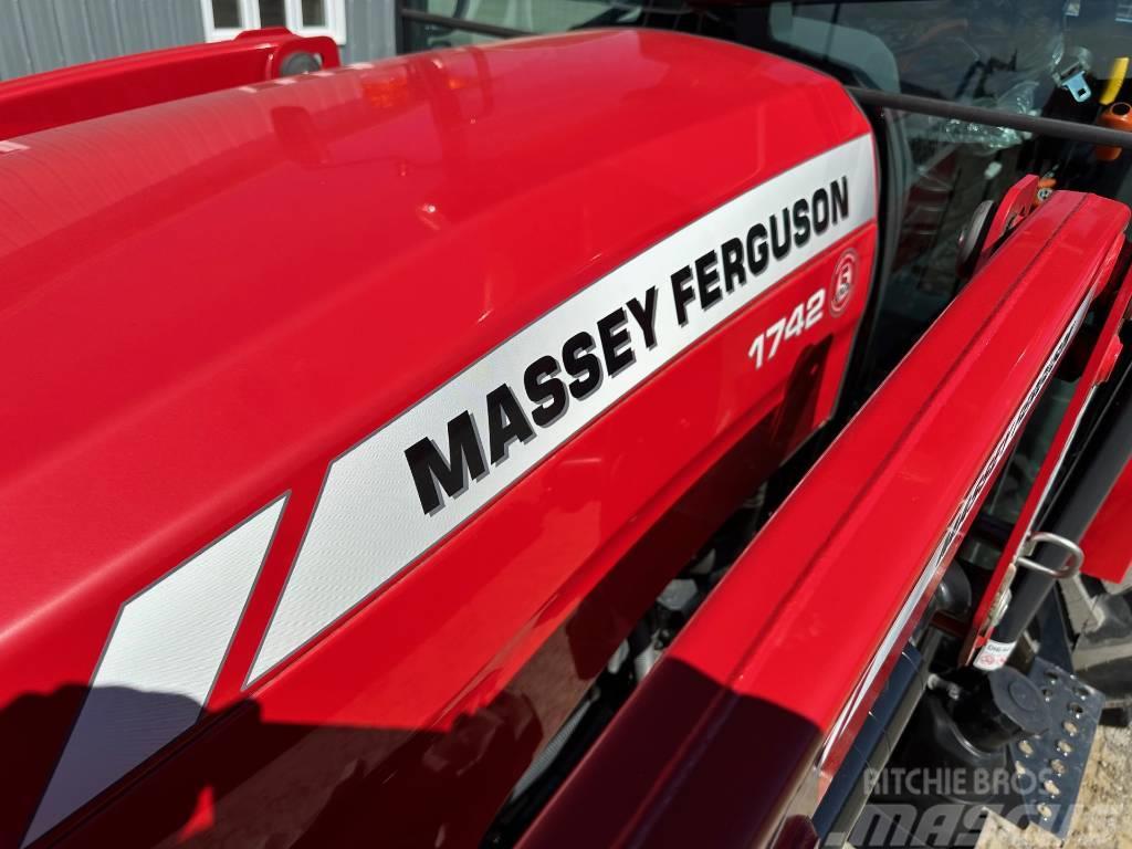 Massey Ferguson 1742 Ciągniki rolnicze