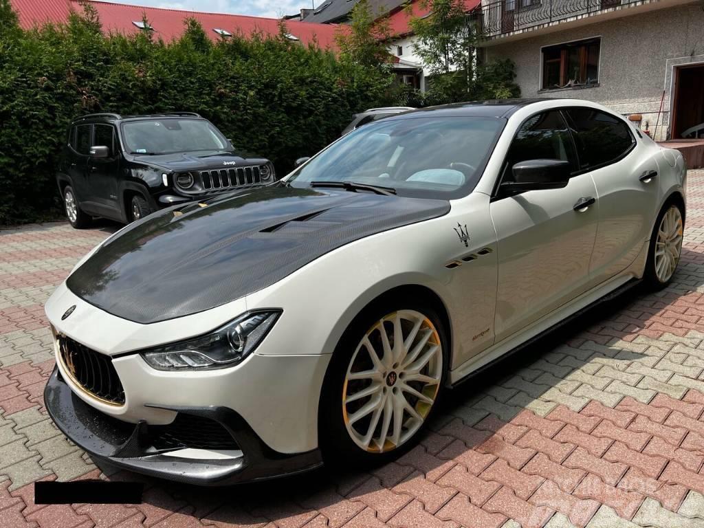 Maserati Ghilbi Samochody osobowe