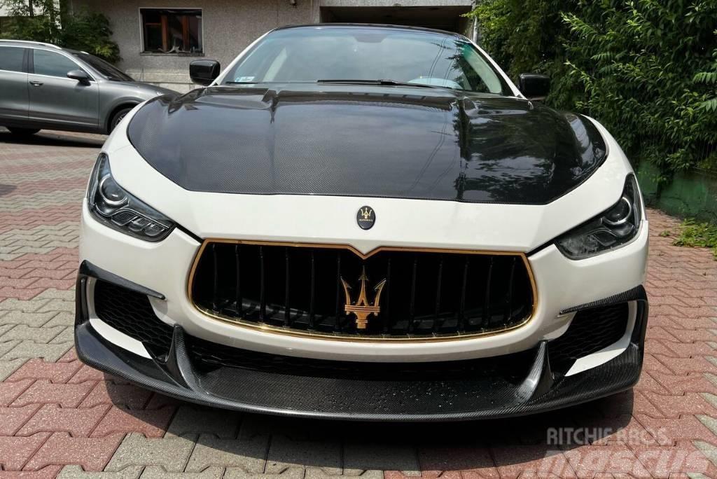 Maserati Ghilbi Samochody osobowe
