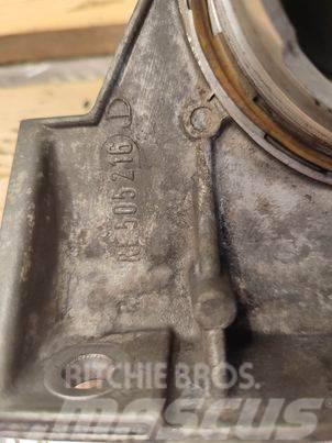 CLAAS Celtis 456 RX (RE505216) oil filter base Hydraulika