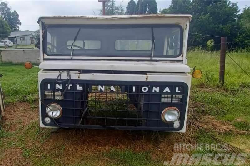 International Truck Cab Inne