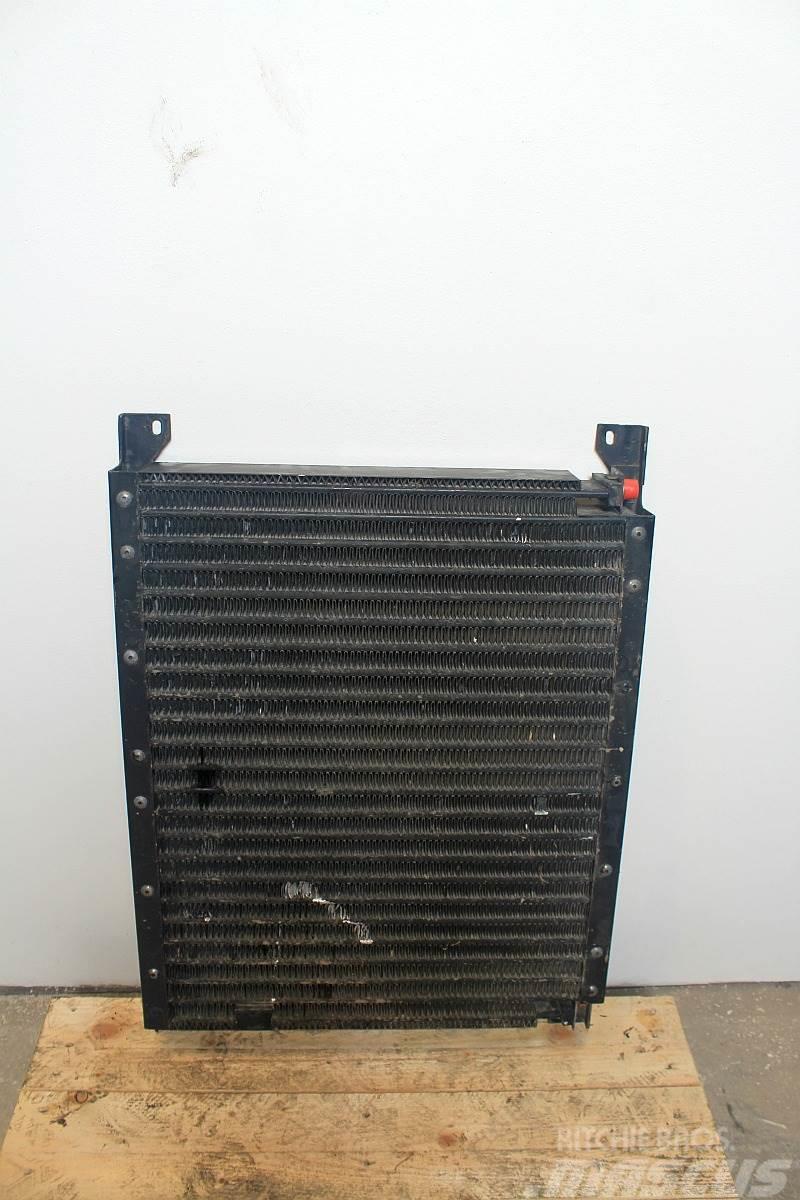 CAT 434 E Oil Cooler Silniki