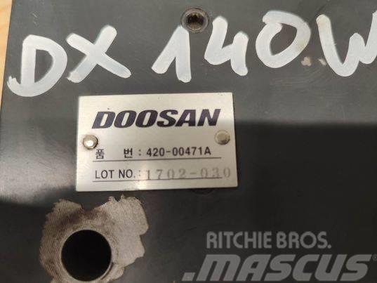 Doosan DX 140 W (1702-030) hydraulic block Hydraulika