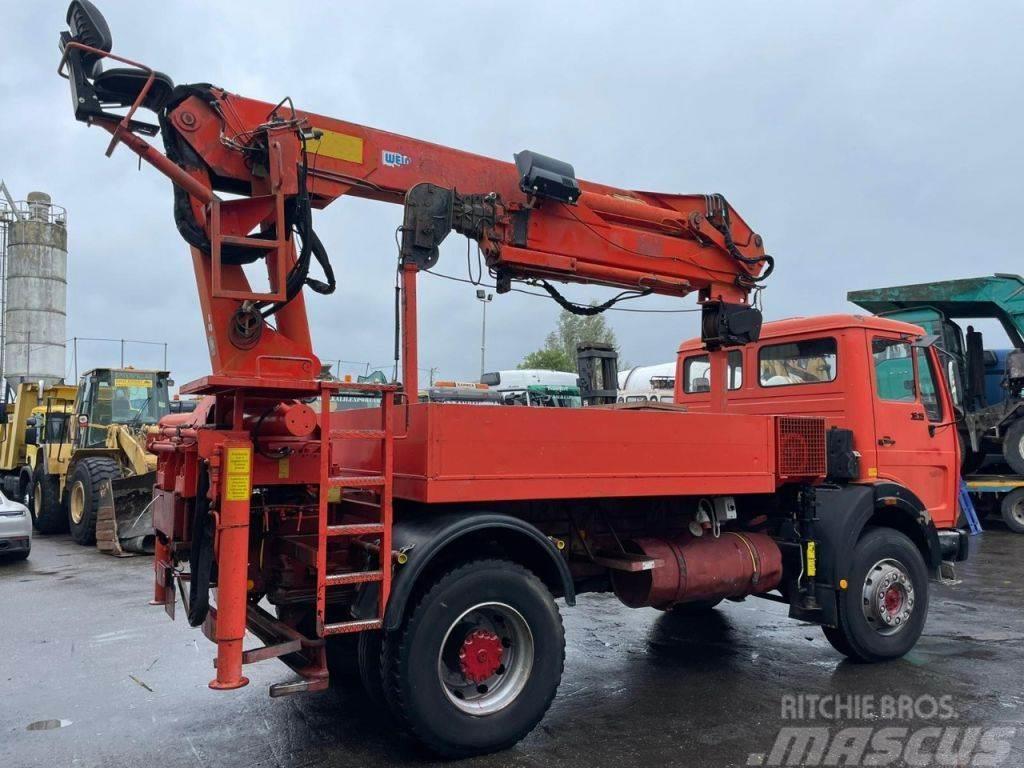 Palfinger PK17000LA Crane with Outriggers 4x and winch Good Żurawie