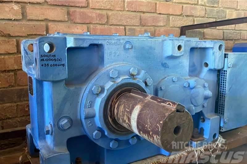 Sumitomo Industrial Gearbox 45kW Ratio 35.5 to 1 Inne