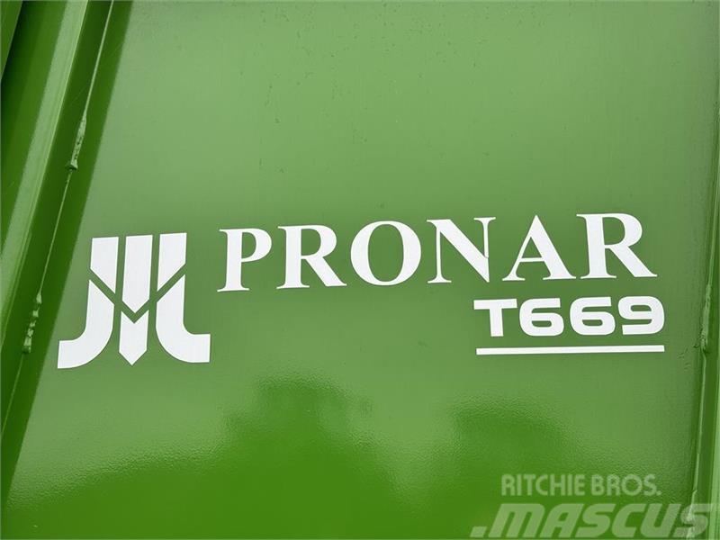 Pronar T669 XL  “Big Volume” Wywrotki rolnicze