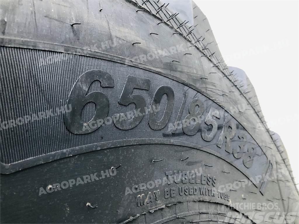 Ceat tire in size 650/85R38 Opony, koła i felgi