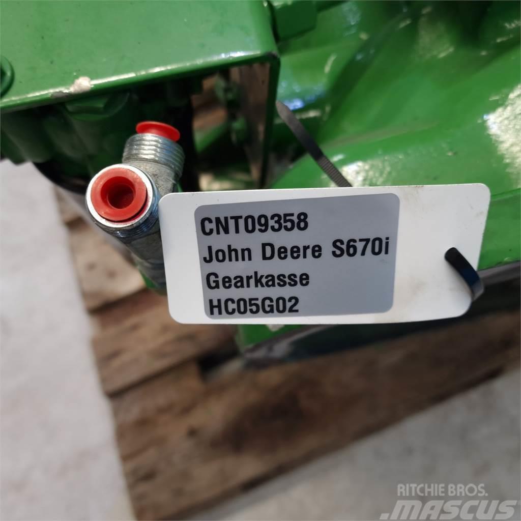 John Deere S670 Przekładnie