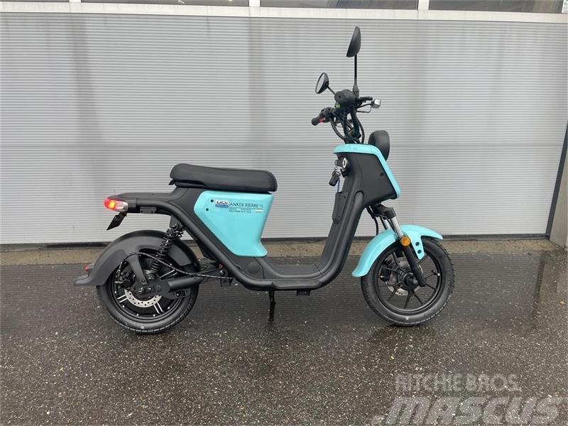  Niu  Uqi Sport 30 km/t el scooter fabriksny Samochody osobowe