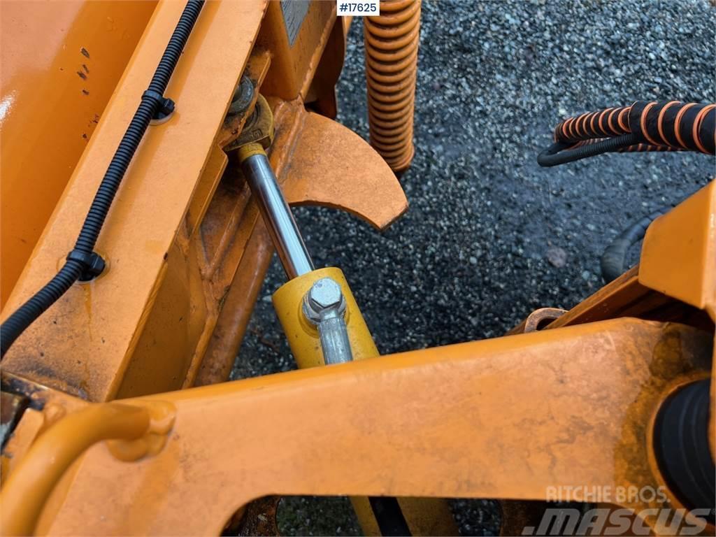  Durso Multimobile plow rig w/ Plow and salt spread Inne