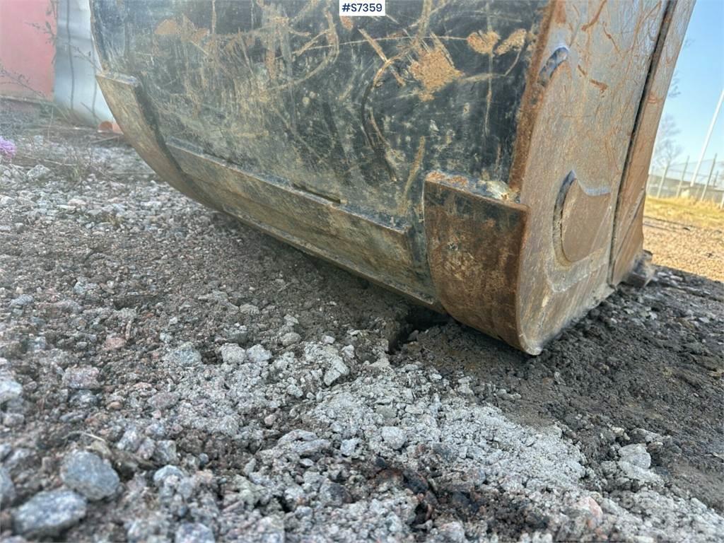 CAT 307.5 Excavator with Rototilt and Tools (SEE VIDE Koparki gąsienicowe