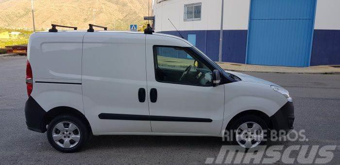 Opel Combo N1 1.3CDTI Cargo L1H1 increm. 90 Busy / Vany