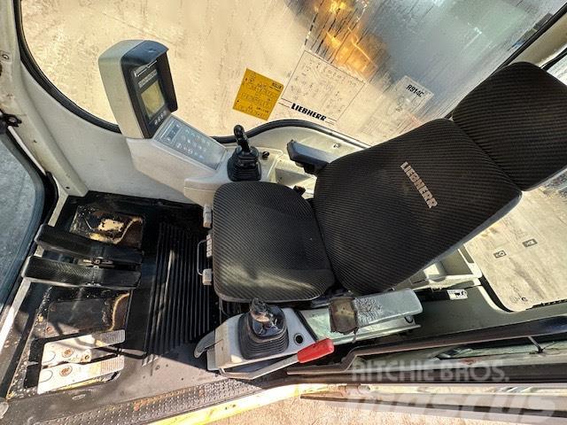 Liebherr R 914 C CAB Kabiny i wnętrze