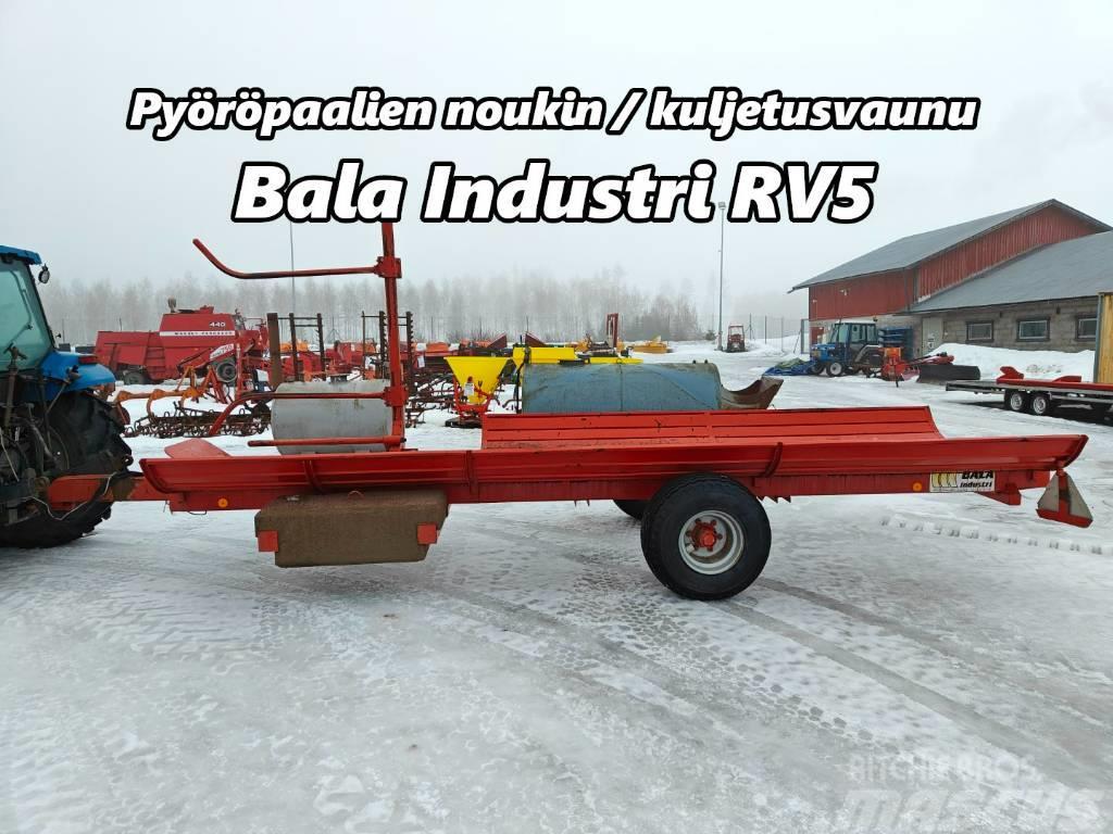 Bala Industri RV5 paalivaunu - VIDEO Przyczepy do przewozu słomy w belach