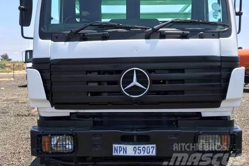 Mercedes-Benz Powerliner Inne
