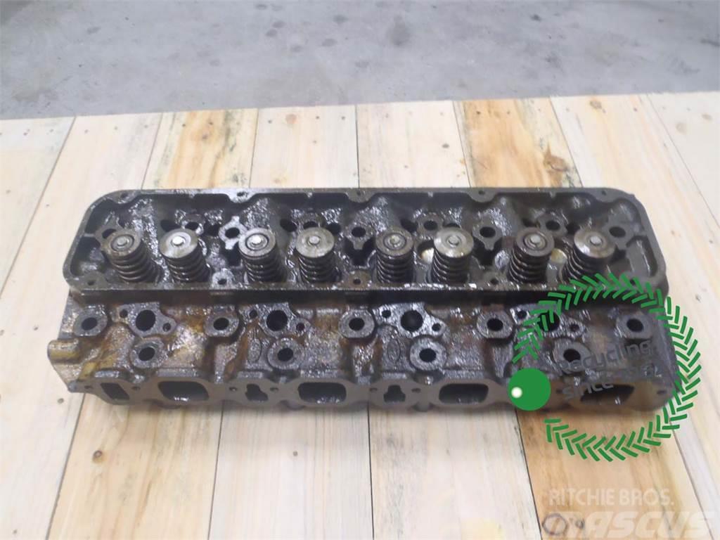 Ford 675 Cylinder head Silniki