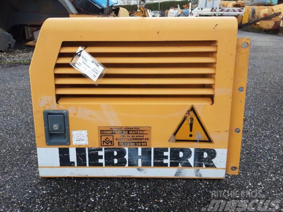 Liebherr R900LI Kabiny i wnętrze