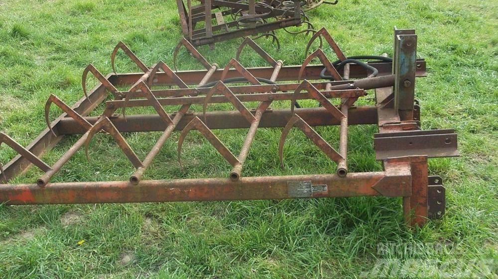 Browns Flat 8 grab £280 Ciągniki rolnicze
