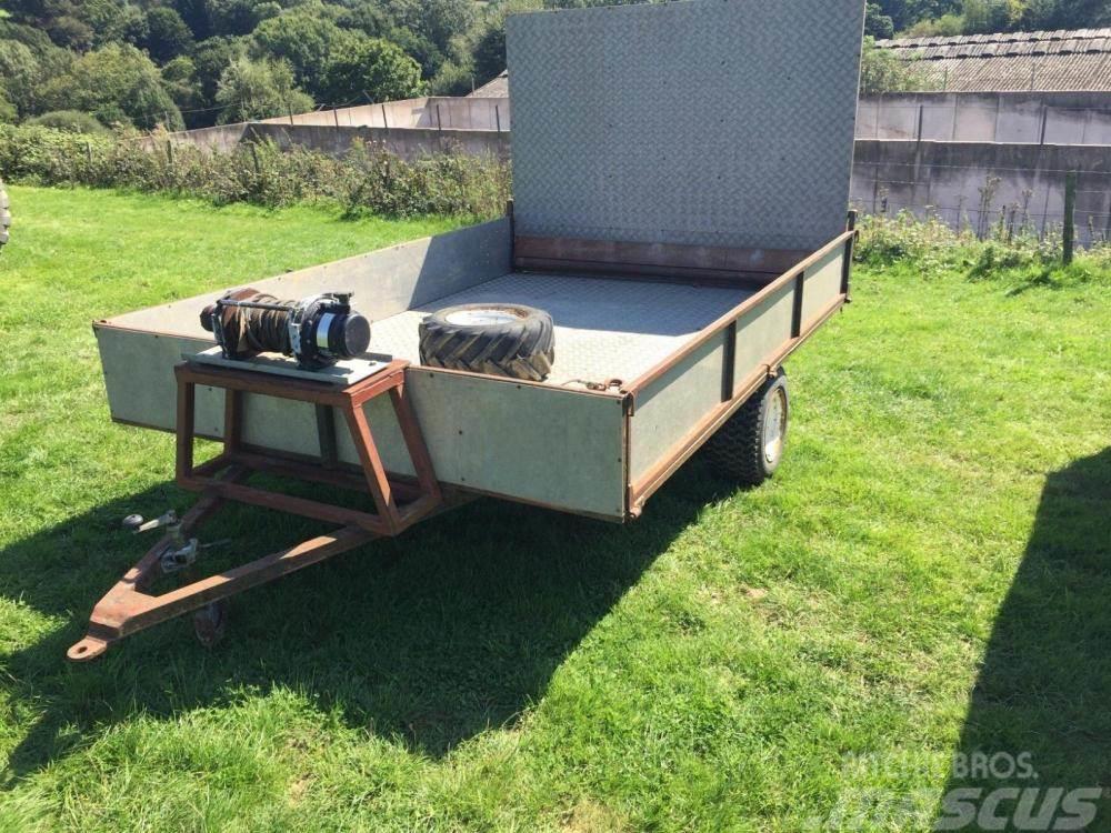  Low level trailer with hydraulic winch £700 Inne przyczepy