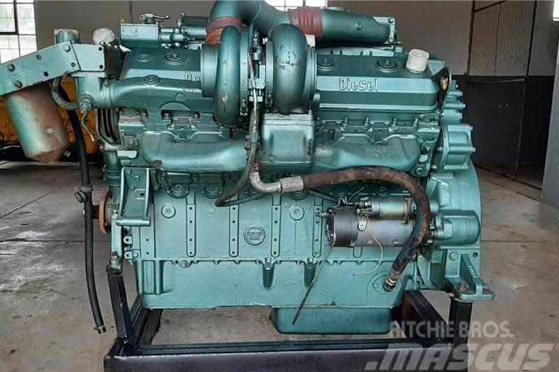 GM Detroit Diesel 12V71 Twin Turbo Engine Inne