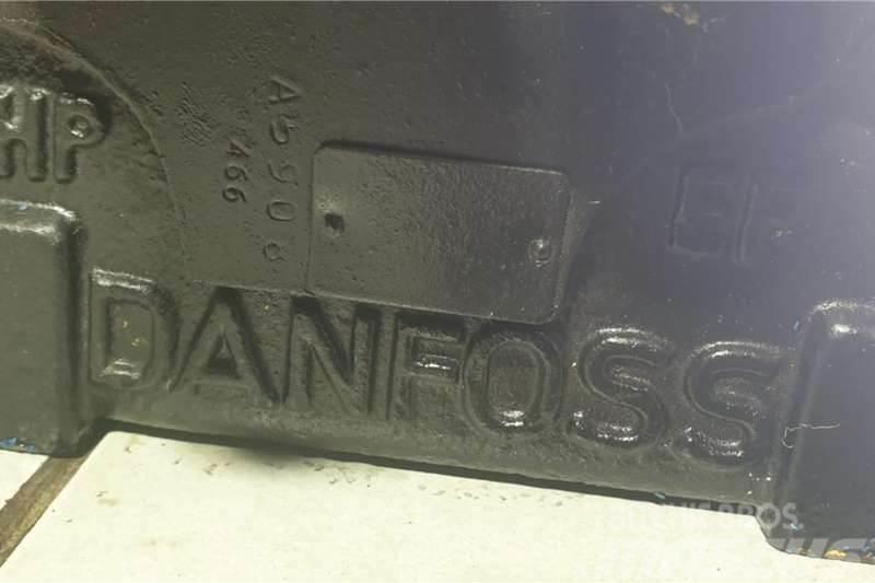 Danfoss Hydraulic Valve Block Inne