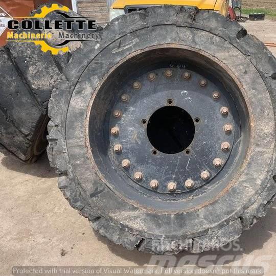 Brawler Solid Pneumatic Tires Koparki kołowe