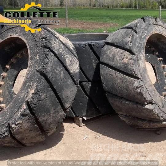 Brawler Solid Pneumatic Tires Koparki kołowe