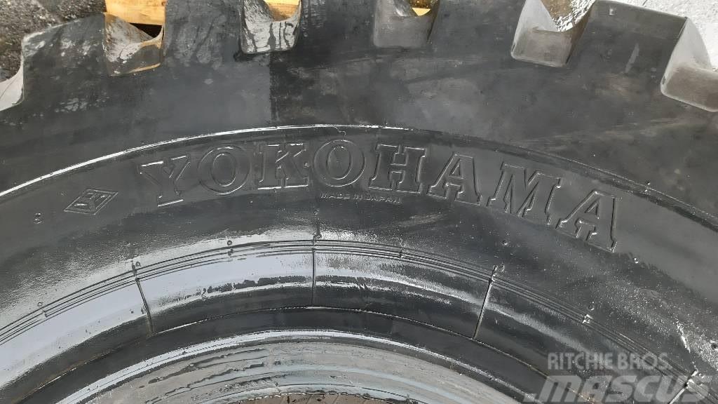 Yokohama 33.5-33 38PR Scraper Tyre 33.5R33 NEW Opony, koła i felgi