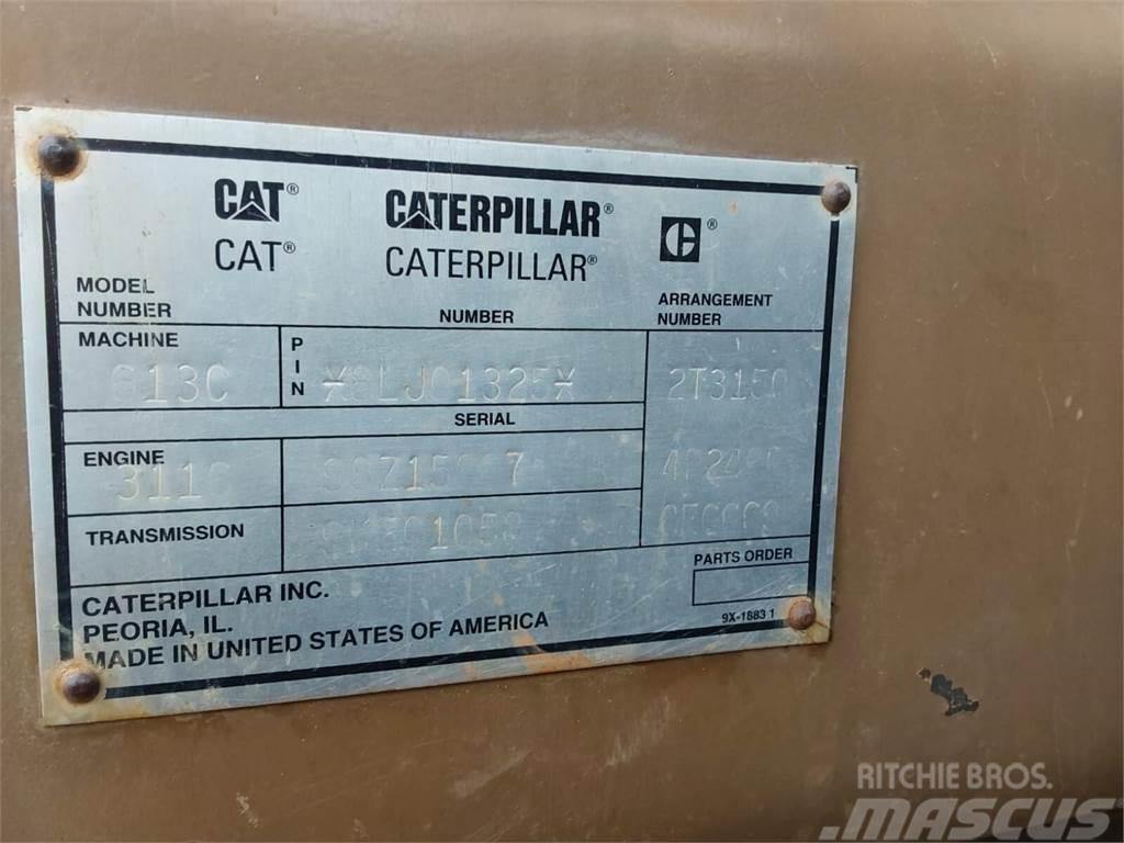 CAT 613C Przyczepy cysterny