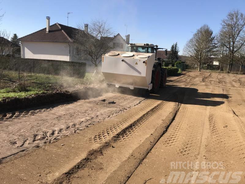  amag Bindemittelstreuer 5 m³ Heckanbau Traktor Recyklery do asfaltu