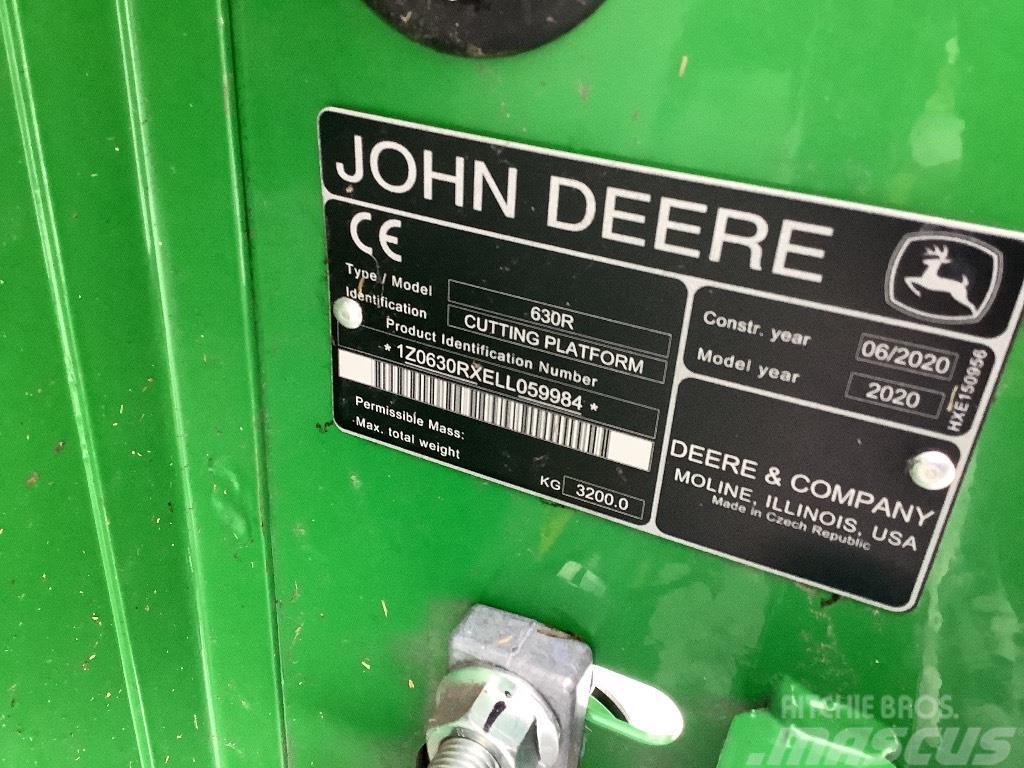 John Deere T 670 Kombajny zbożowe