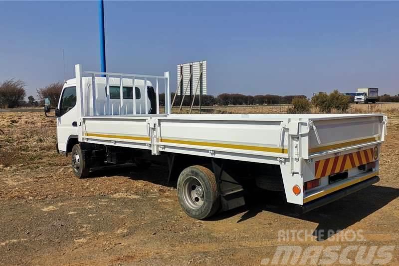 Mitsubishi Fuso Canter With Dropsides Inne