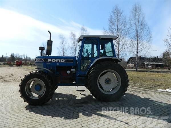 Ford 8210 Ciągniki rolnicze
